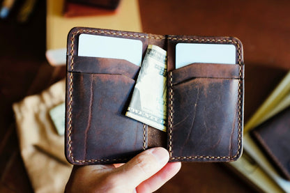 Captain Wallet - Handmade Full-Grain Leather Vertical Wallet | Yarets Leather