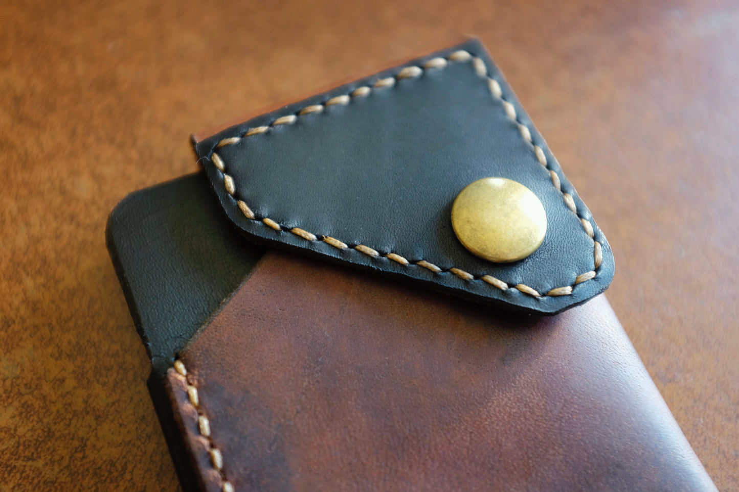Voyager Wallet - Handmade Full-Grain Leather Snap Wallet | Yarets Leather