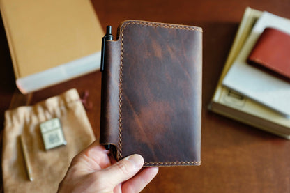 Pathfinder Field Note Case - Handmade Full-Grain Leather | Yarets Leather