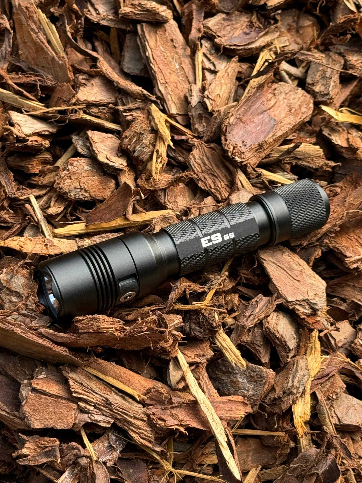 E9 GEN5 Long Throw- 3,000 Lumen  388 Meter  Tactical EDC Flashlight