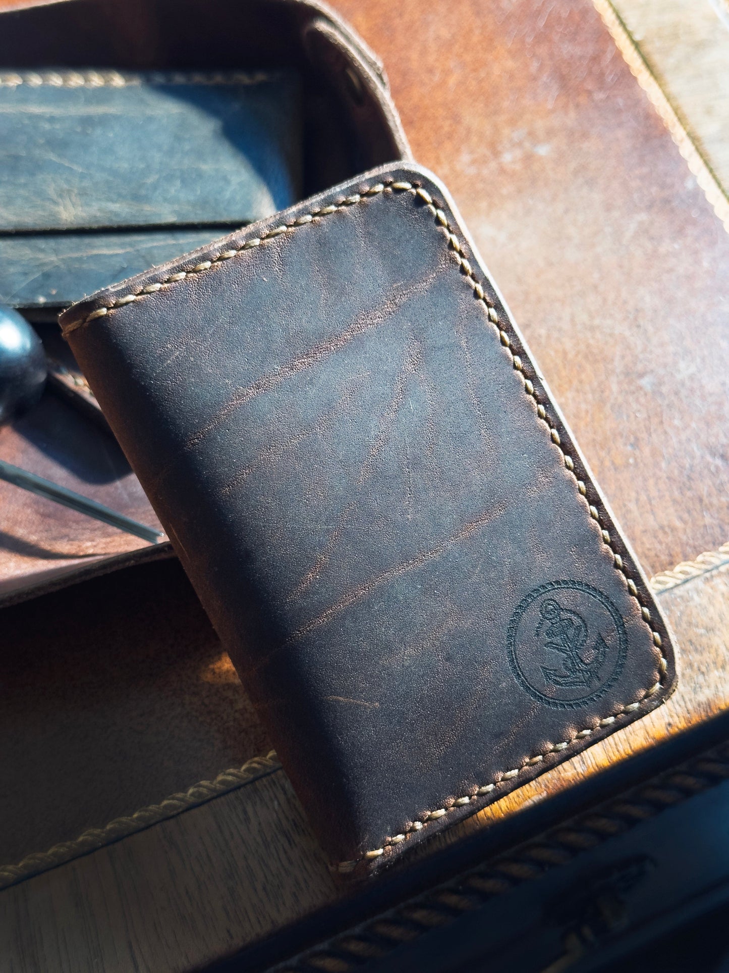 Captain Wallet - Handmade Full-Grain Leather Vertical Wallet | Yarets Leather