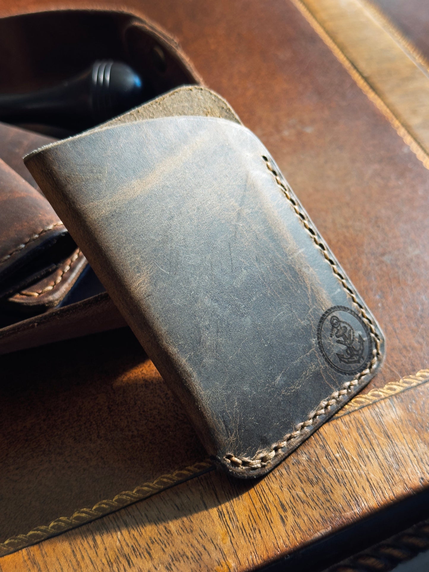 The Maverick Wallet - Handmade Full-Grain Leather Minimalist Wallet | Yarets Leather