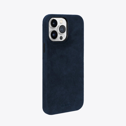 The Signature Handcrafted Case — iPhone 15