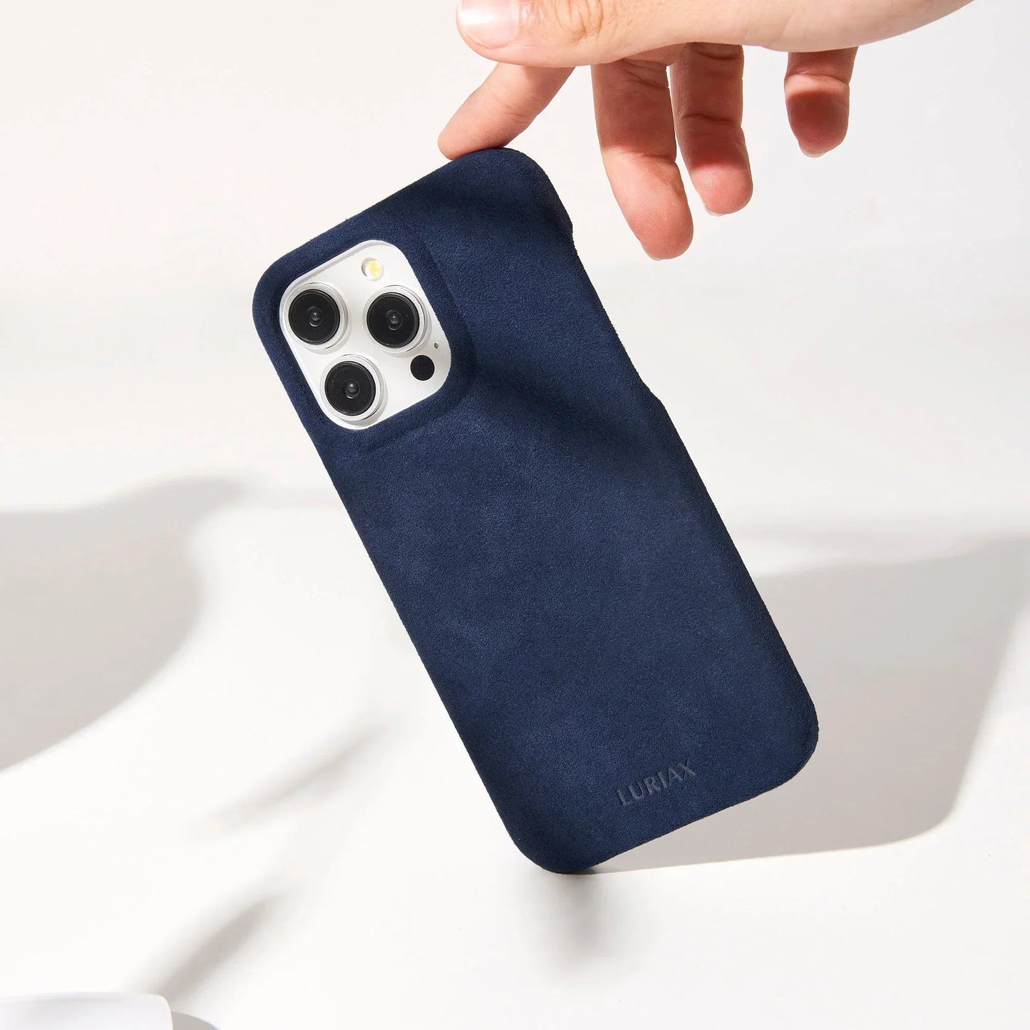The Minimal — iPhone 15 Case